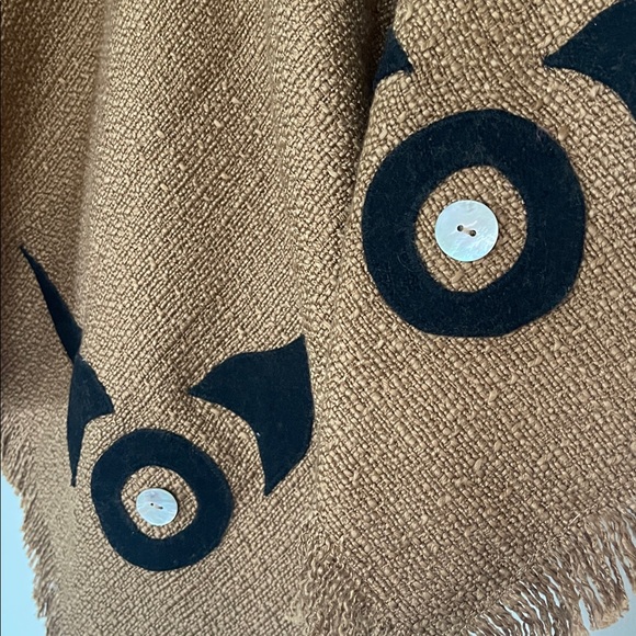 Ay Ay Mut | Coast Salish Original Cowl Neck Poncho - Picture 12 of 16